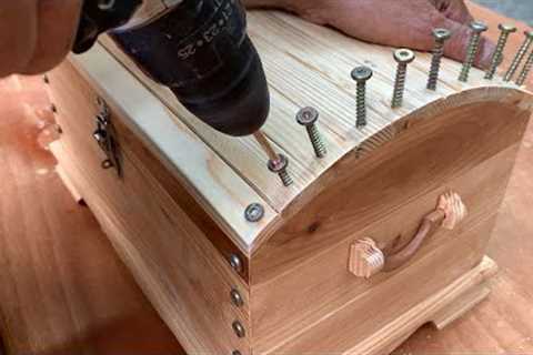 Top Unique DIY Woodworking Ideas // A Chest With A Secret