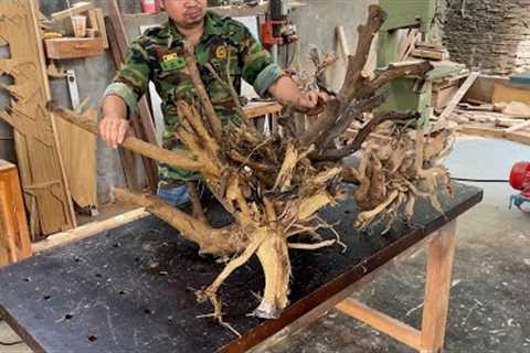 Carpenter Turns A Discarded Tree Trunk Into The Coolest Table You''ve ever Seen