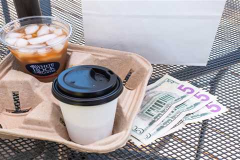 Tipping Etiquette: Restaurants, Takeout, Fast Casual Restaurants and More