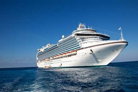 How To Book Cheap Cruises, According to Frugal Redditors