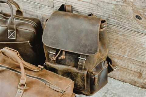 Elevating Executive Presence: Luxury Leather Gifts for Executives