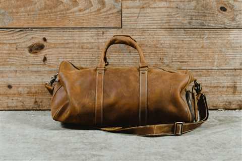 Mastering the Art of Selection: Your Ultimate Buying Guide for Leather Weekenders