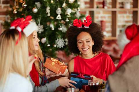 Yankee Swap Vs. White Elephant: What’s The Difference?