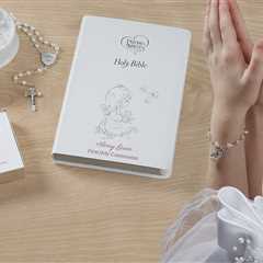 20 Messages to Write in a First Communion Card