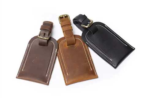 The Complete Buying Guide to Leather Luggage Tags